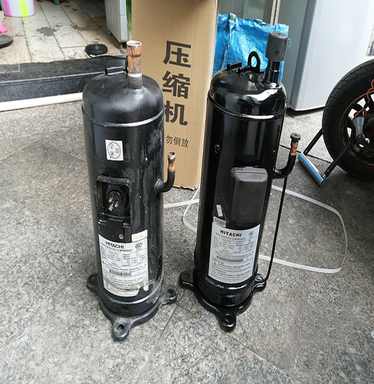 华蓥中央空调压缩机的更换维修